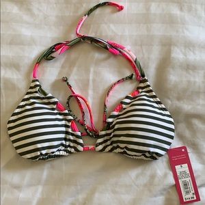 NWT Xhilaration swim top size smal